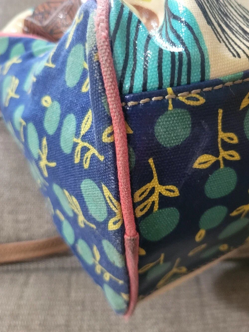 Vintage Fossil-Canvas Floral Coated Zip Shoulder/Crossbody Bag